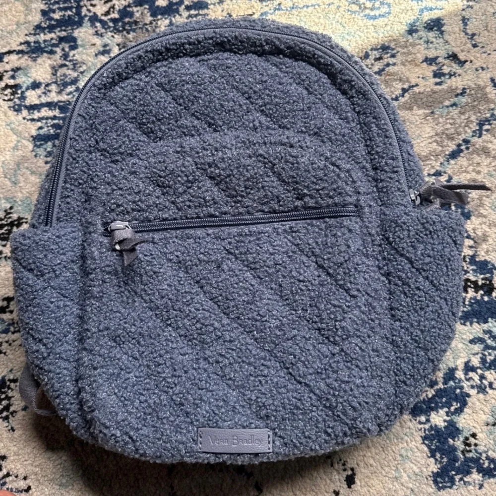 Vera Bradley Blue Gray Quilted Sherpa Fleece Small Backpack Floral Lining 27056